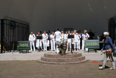 Uitvoering 2013 Schagen Muziektuin (24).jpg